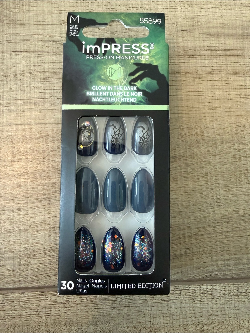 imPRESS Limited Edition Glow in the Dark Press-On Manicure Nails Medium Wizard